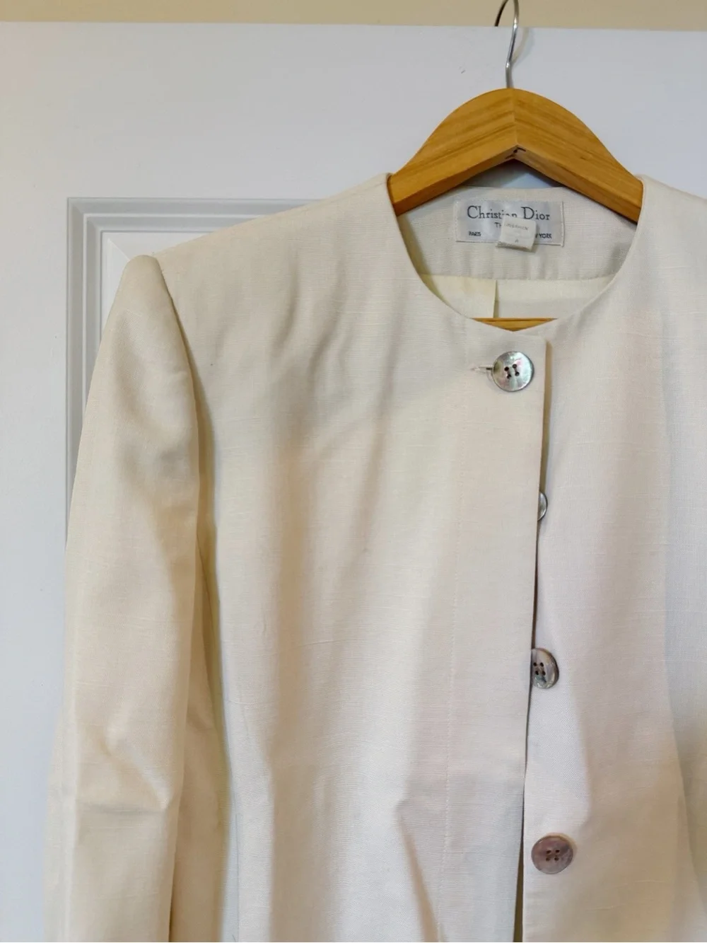 Christian Dior The Suit Cream Collarless Button Jacket - Vintage 10, Modern 6/8